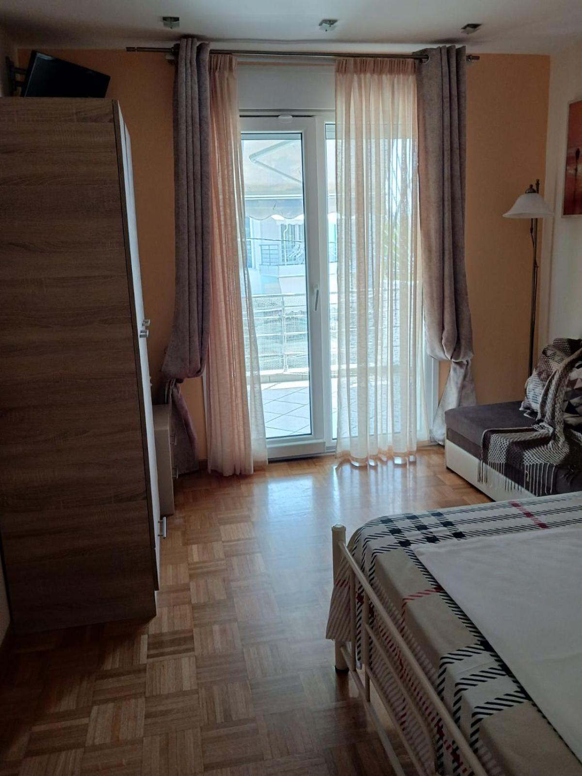 Green House Néa Péramos Εξωτερικό φωτογραφία